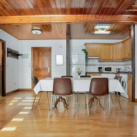 Casa Honoria Amplio, Con Vistas Y Parking - Arafita