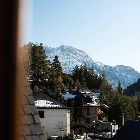 Casa Honoria Amplio, Con Vistas Y Parking - Arafita エスカリリャ