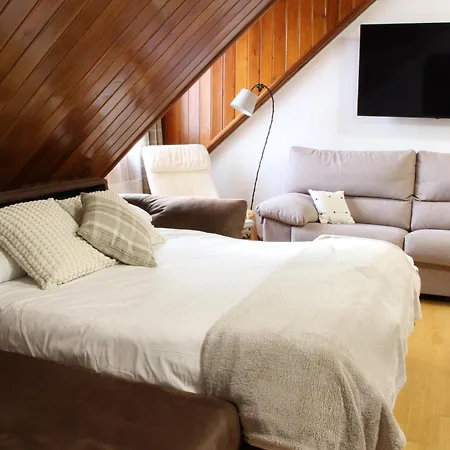 Casa Honoria Amplio, Con Vistas Y Parking - Arafita